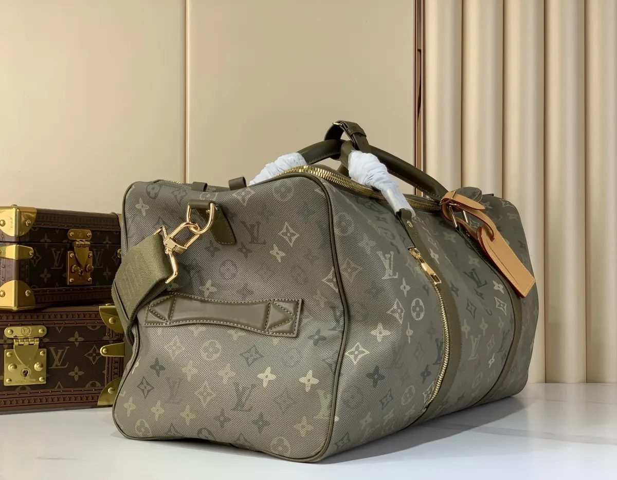 LV Style Beige Canvas Travel Bag Lookbook Reference image 2