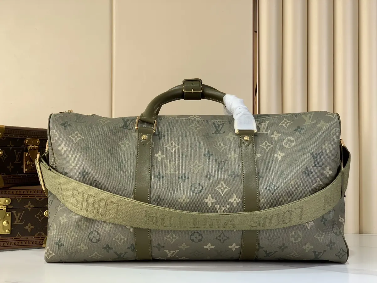 LV Style Beige Canvas Travel Bag Lookbook Reference image 3