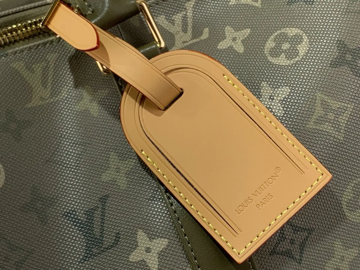 LV Style Beige Canvas Travel Bag Lookbook Reference image 5