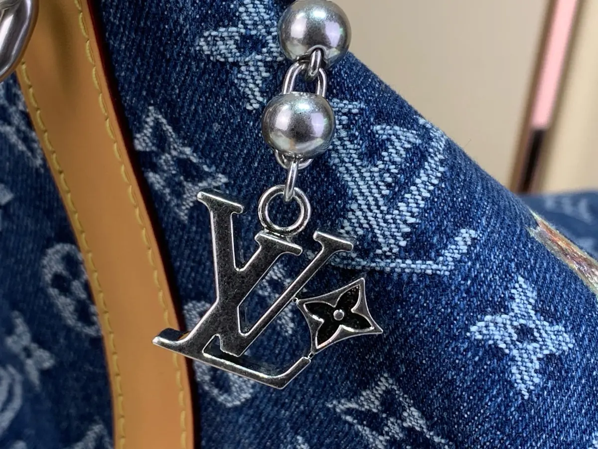 LV Style Beige Denim Hobo Bag style reference detail image 5 from source 787731