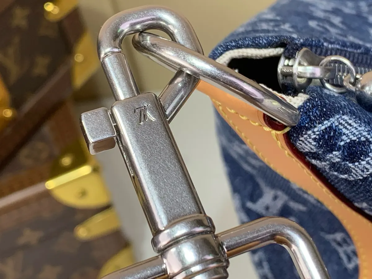 LV Style Beige Denim Hobo Bag style reference detail image 7 from source 787731