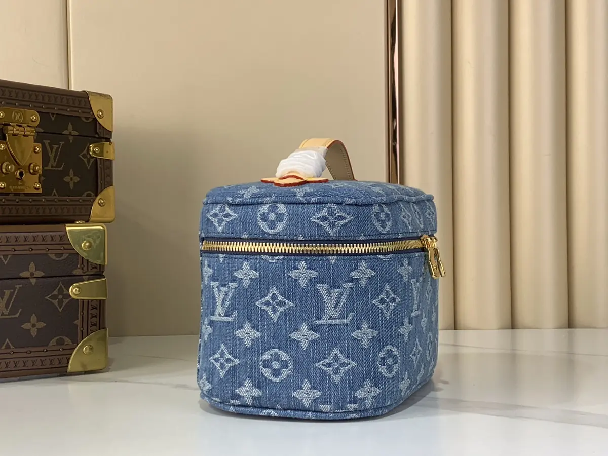 LV Style Beige Leather Bag Lookbook Reference image 2