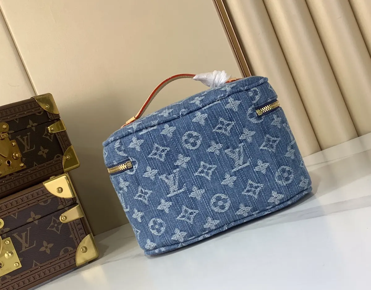 LV Style Beige Leather Bag Lookbook Reference image 3