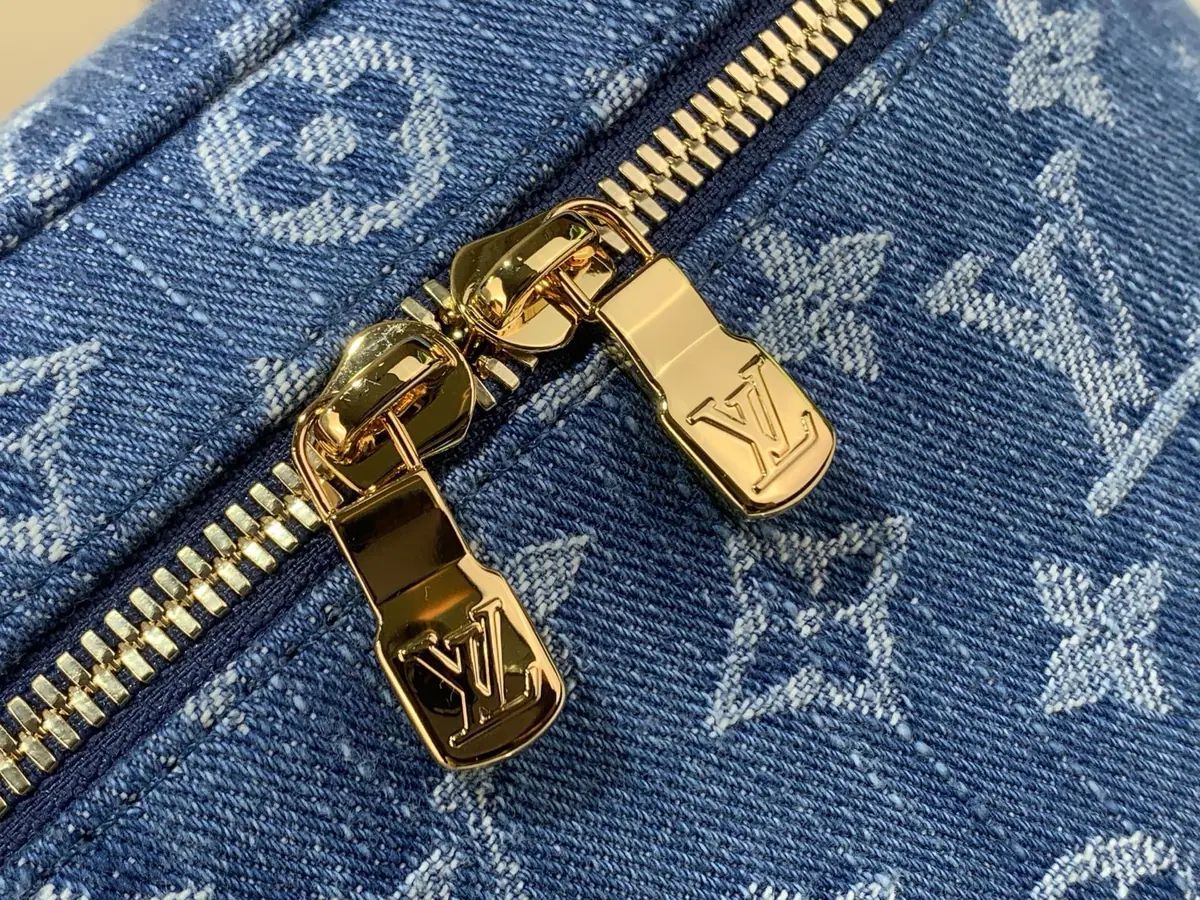 LV Style Beige Leather Bag Lookbook Reference image 6