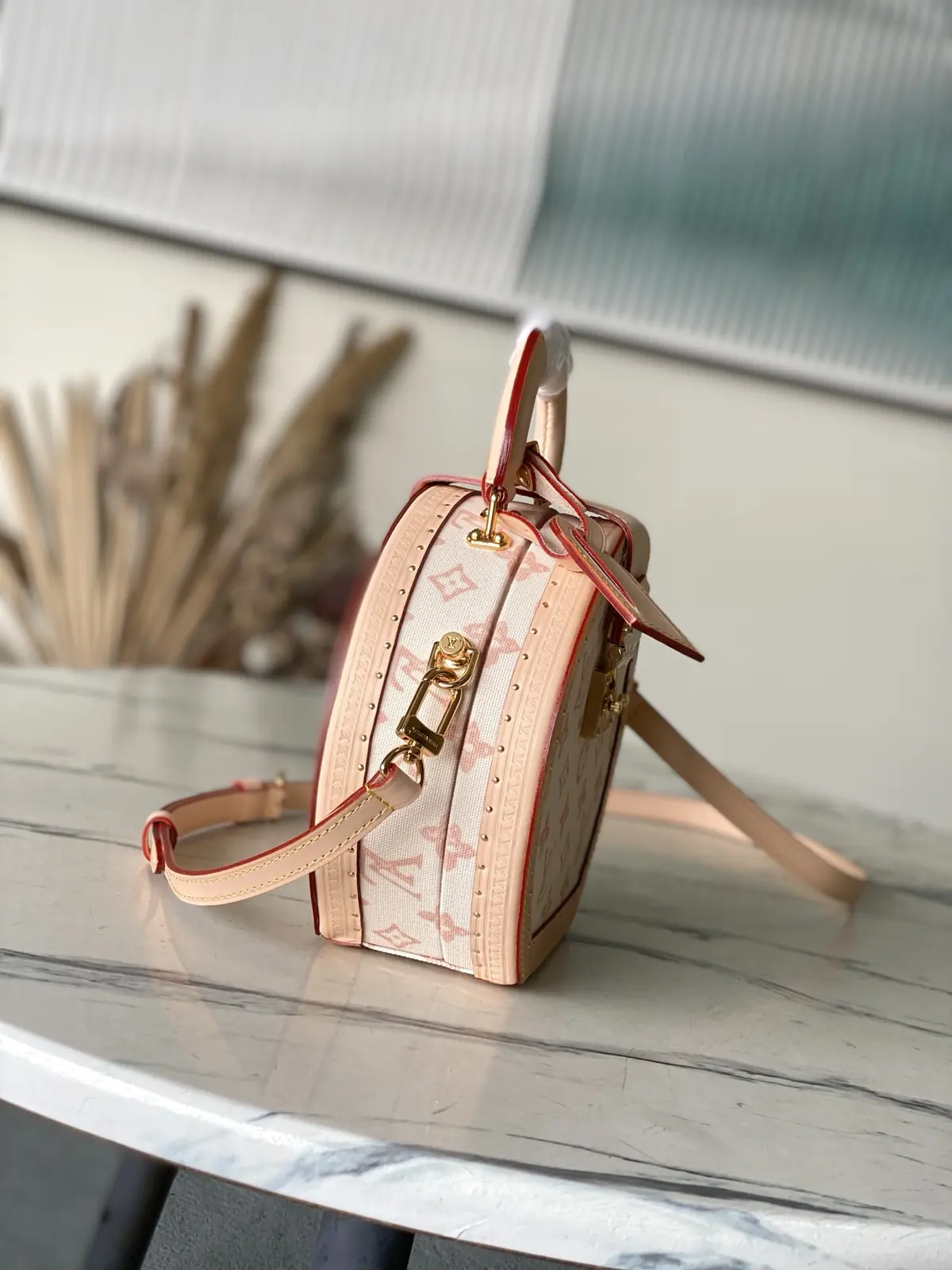 LV Style Beige Leather Bag style reference detail image 2 from source 787729