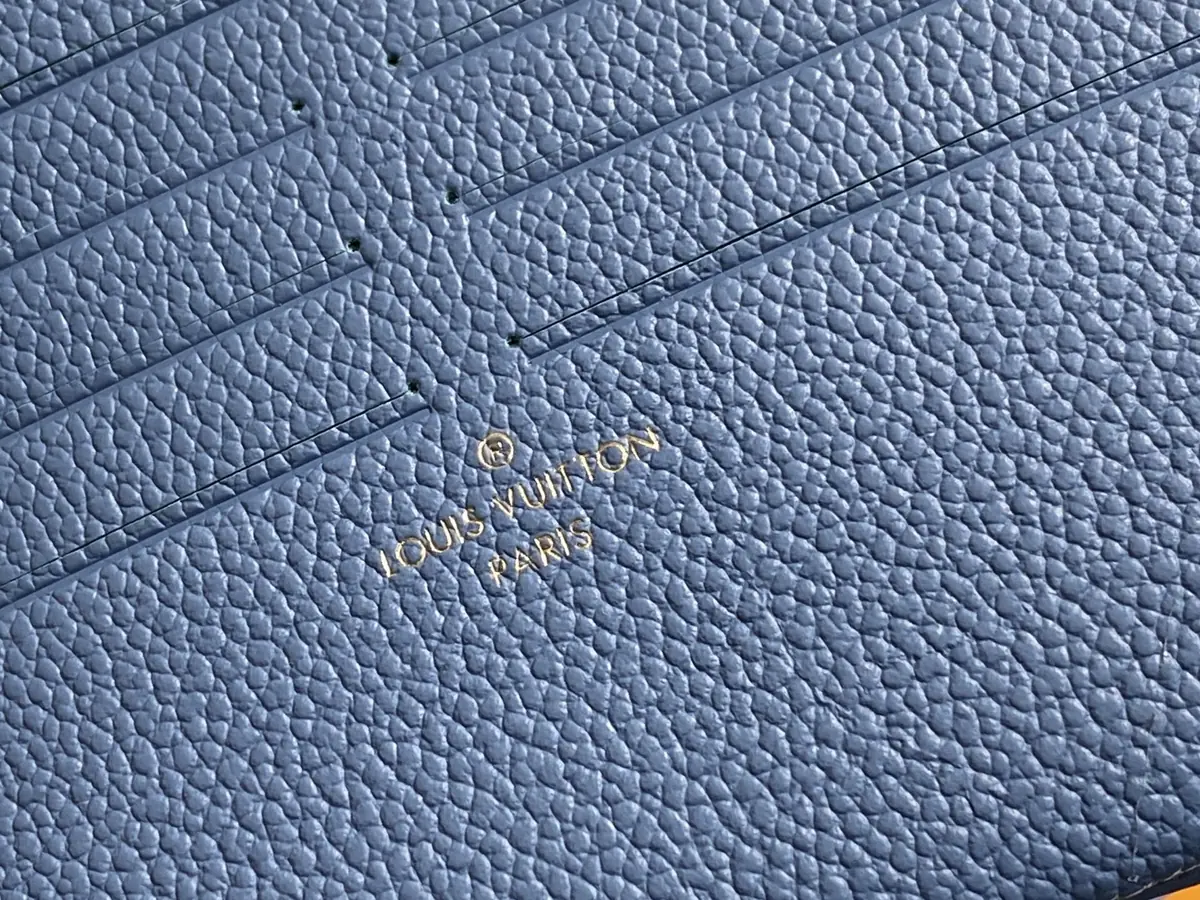 LV Style Beige Leather Clutch Lookbook Reference image 6