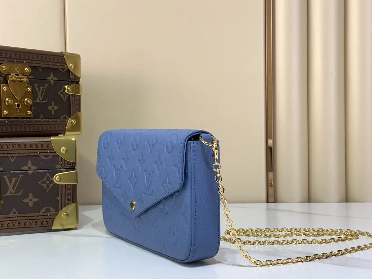 LV Style Beige Leather Clutch Lookbook Reference image 2