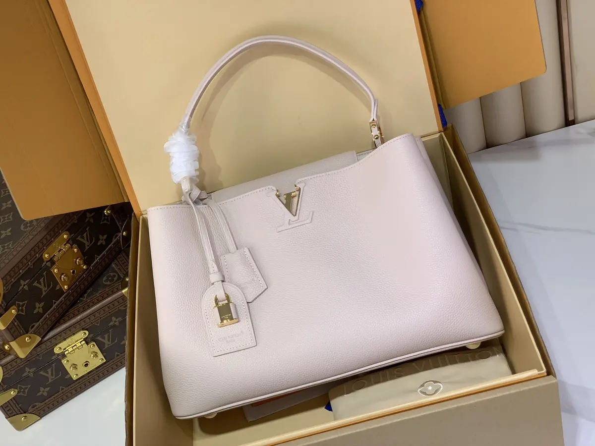 LV Style Beige Leather Crossbody Bag Lookbook Reference image 1