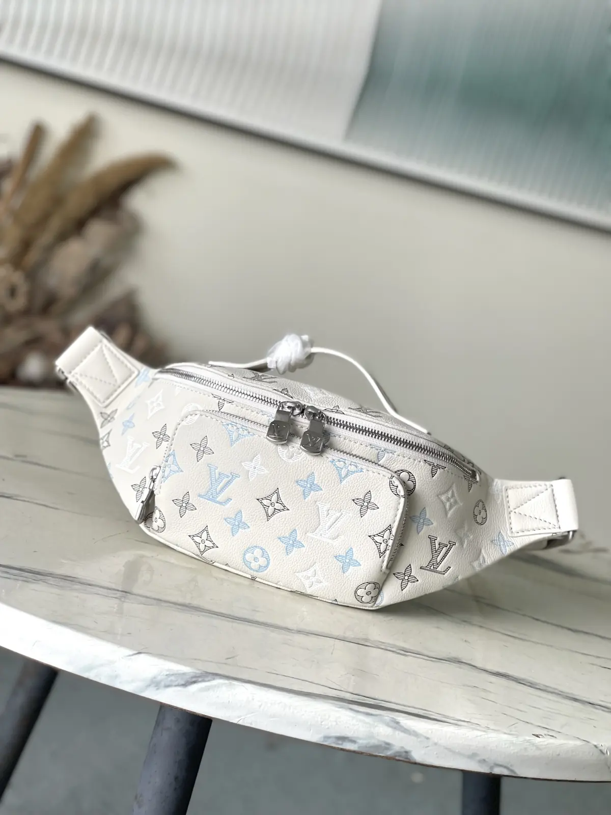LV Style Beige Leather Crossbody Bag Lookbook Reference image 1