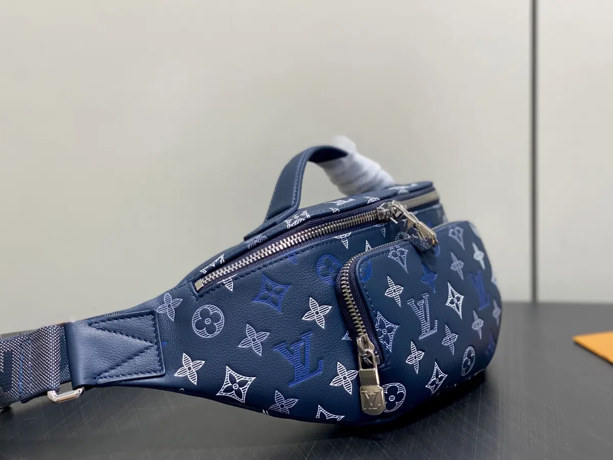 LV Style Beige Leather Crossbody Bag Lookbook Reference image 2