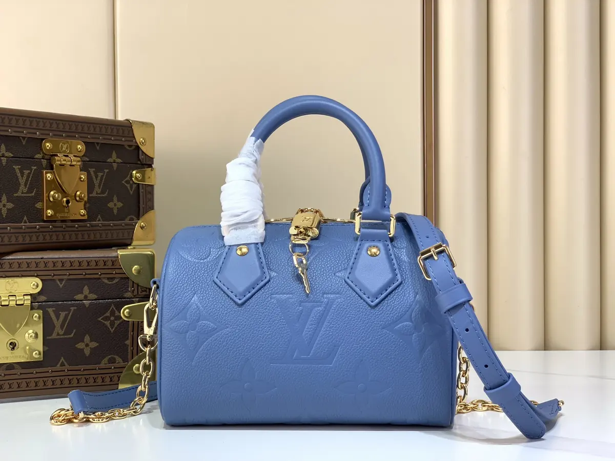 LV Style Beige Leather Crossbody Bag Lookbook Reference image 1
