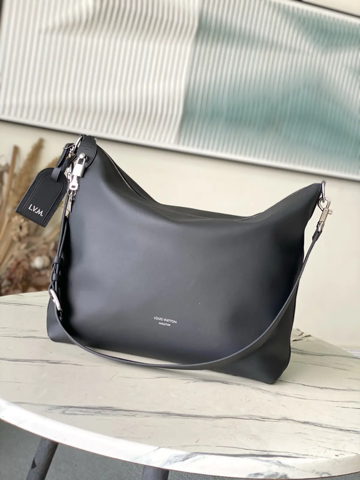 LV Style Beige Leather Hobo Bag Lookbook Reference image 1
