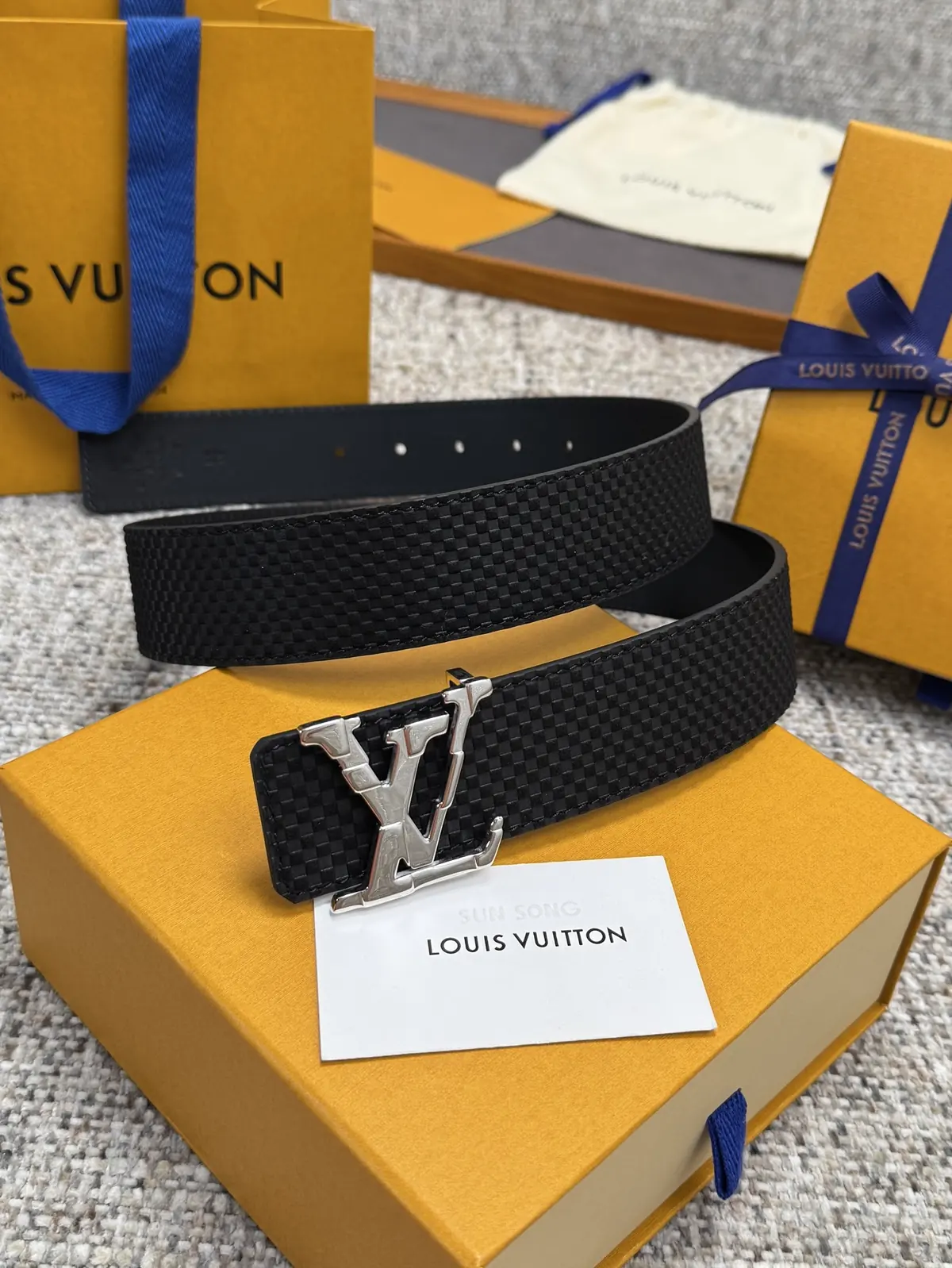 LV Style Beige Leather Men's Belt Lookbook Reference image 2