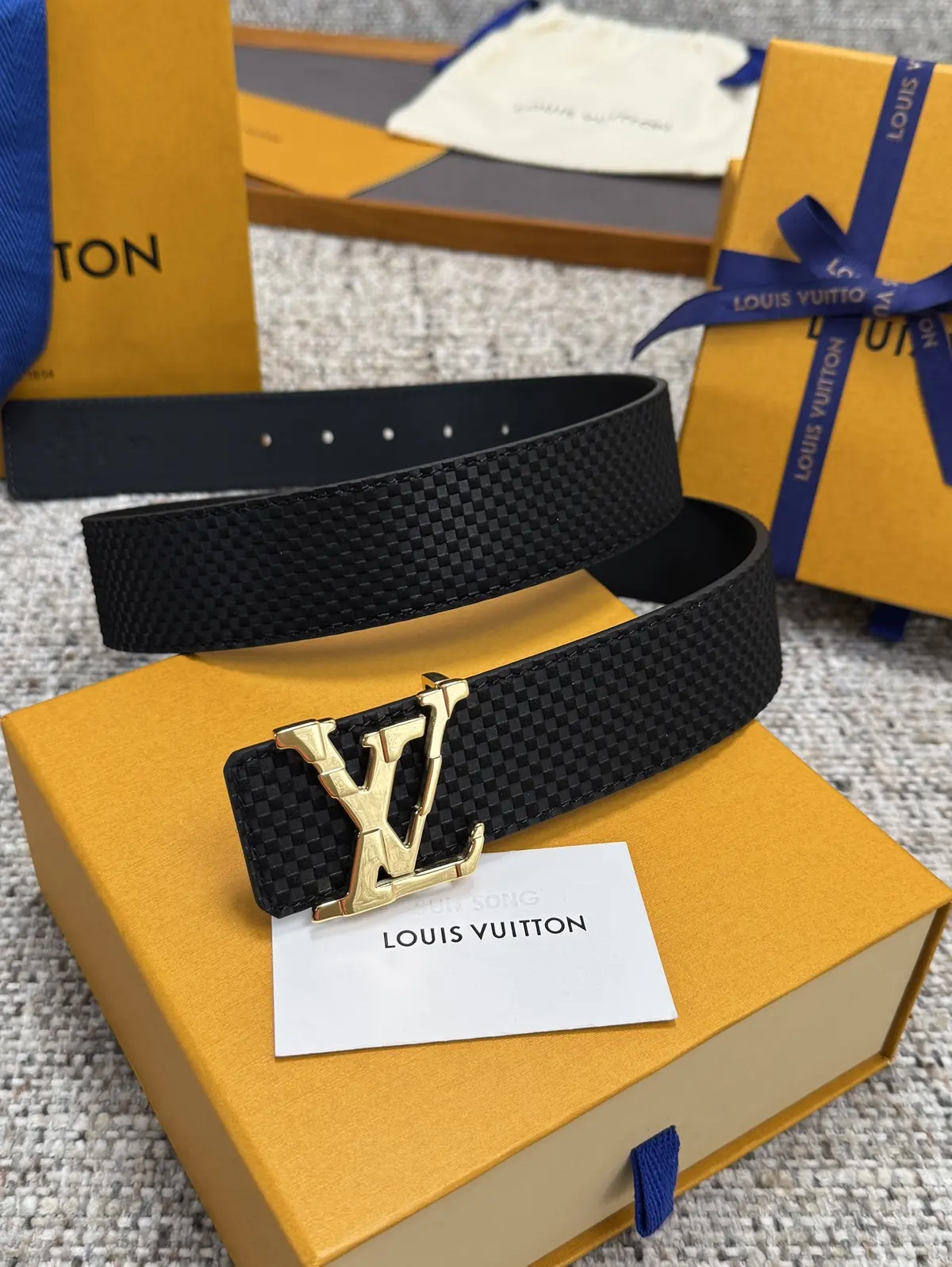 LV Style Beige Leather Men's Belt Lookbook Reference image 1