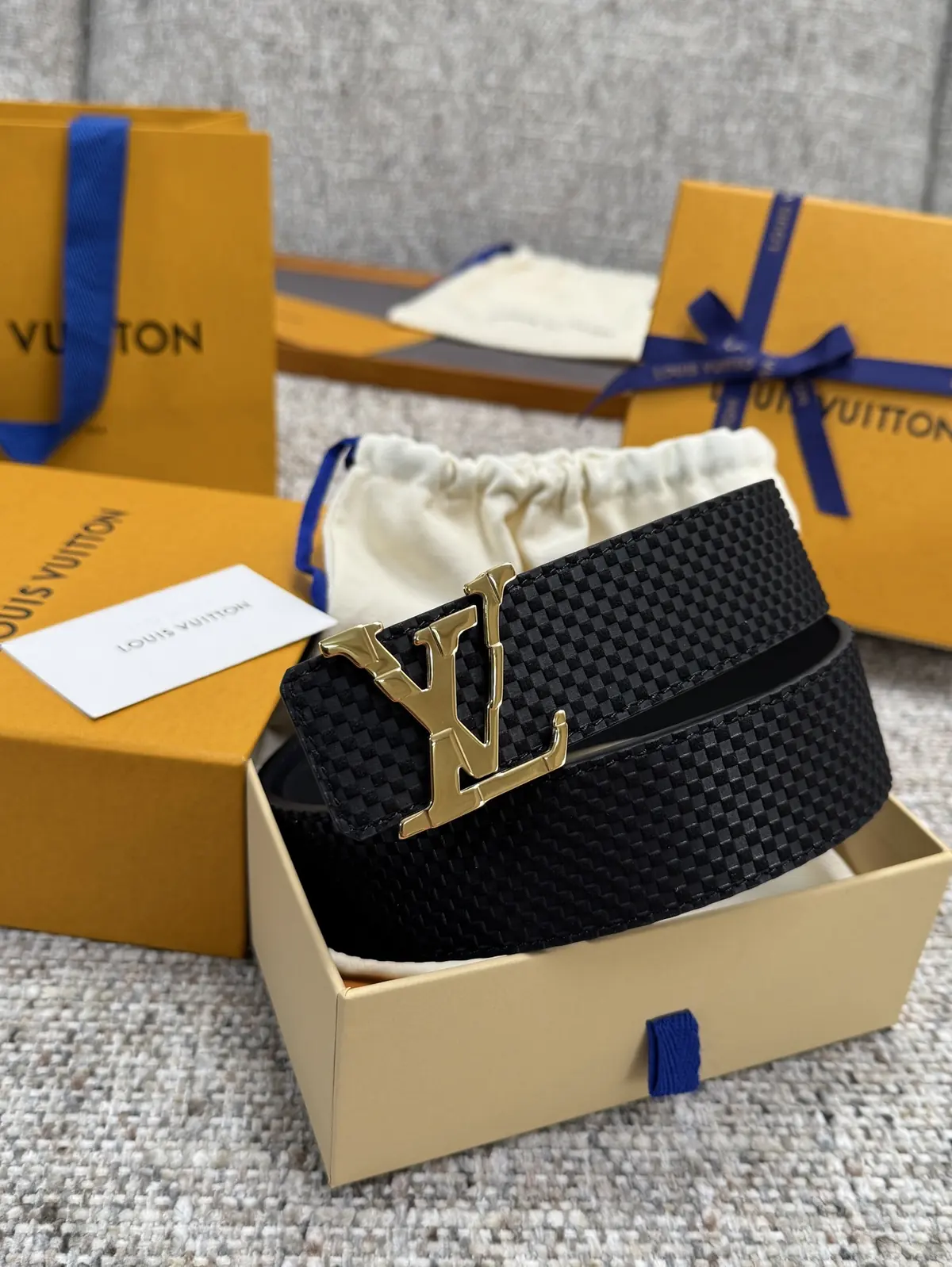 LV Style Beige Leather Men's Belt Lookbook Reference image 5