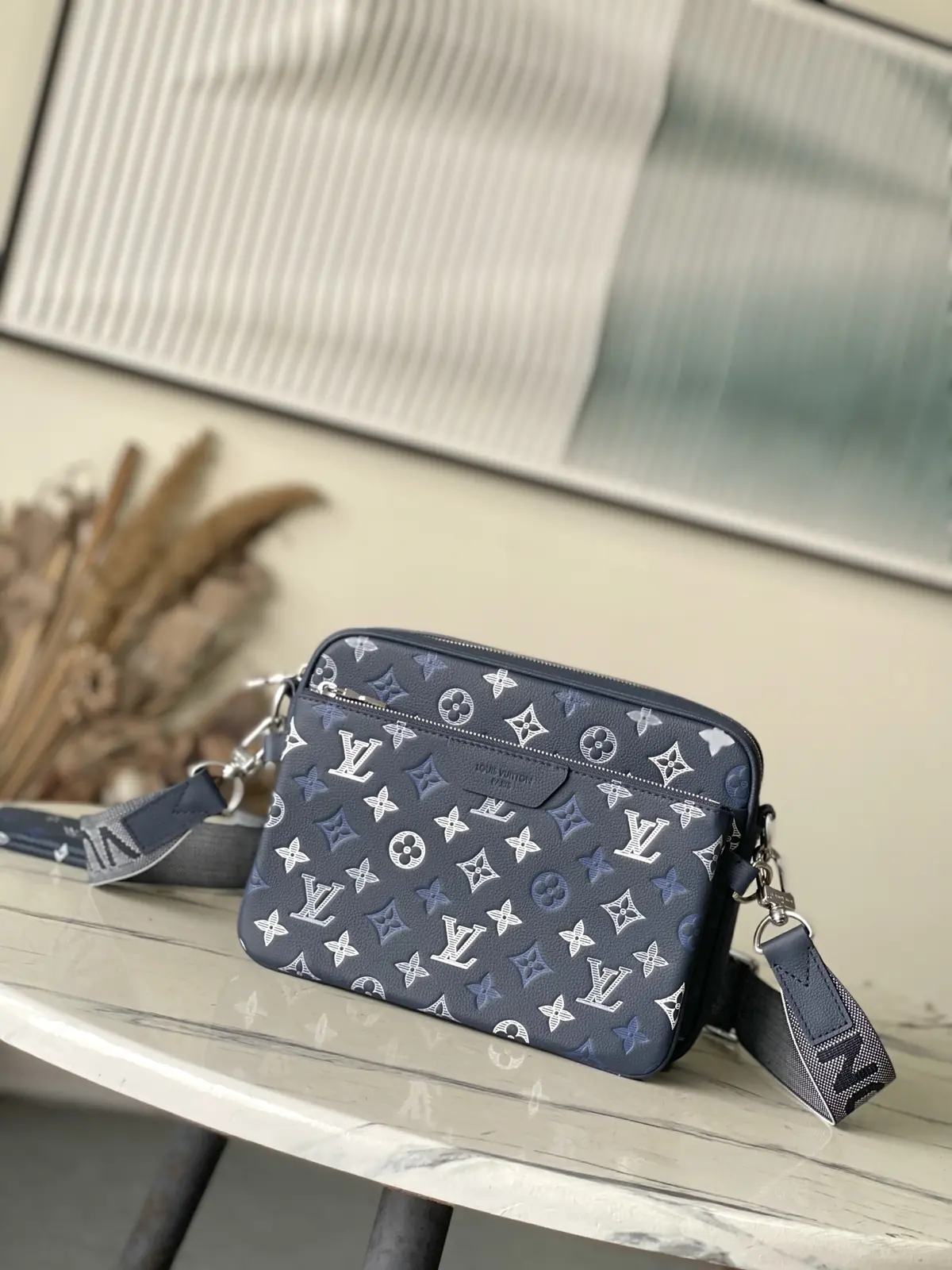 LV Style Beige Leather Messenger Bag Lookbook Reference image 1