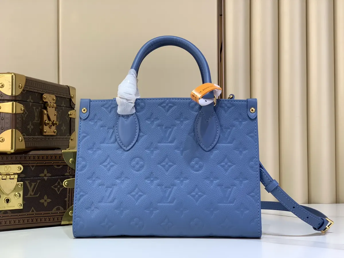 LV Style Beige Leather Shoulder Bag Lookbook Reference image 1