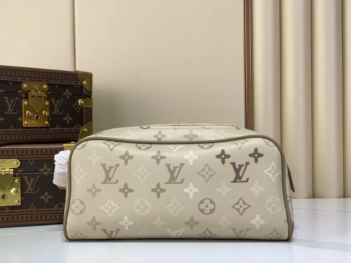 LV Style Beige Leather Toiletry Bag Lookbook Reference image 1