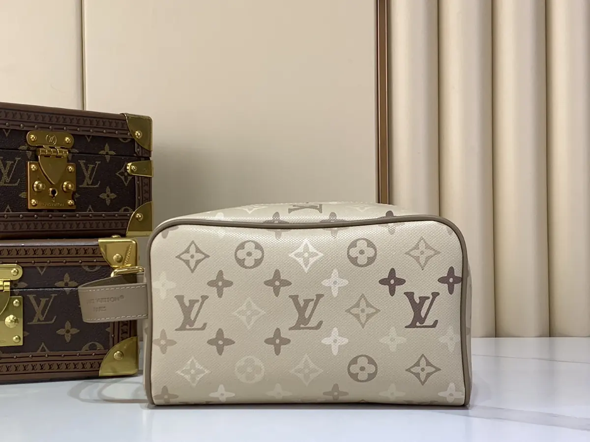 LV Style Beige Leather Toiletry Bag Lookbook Reference image 1