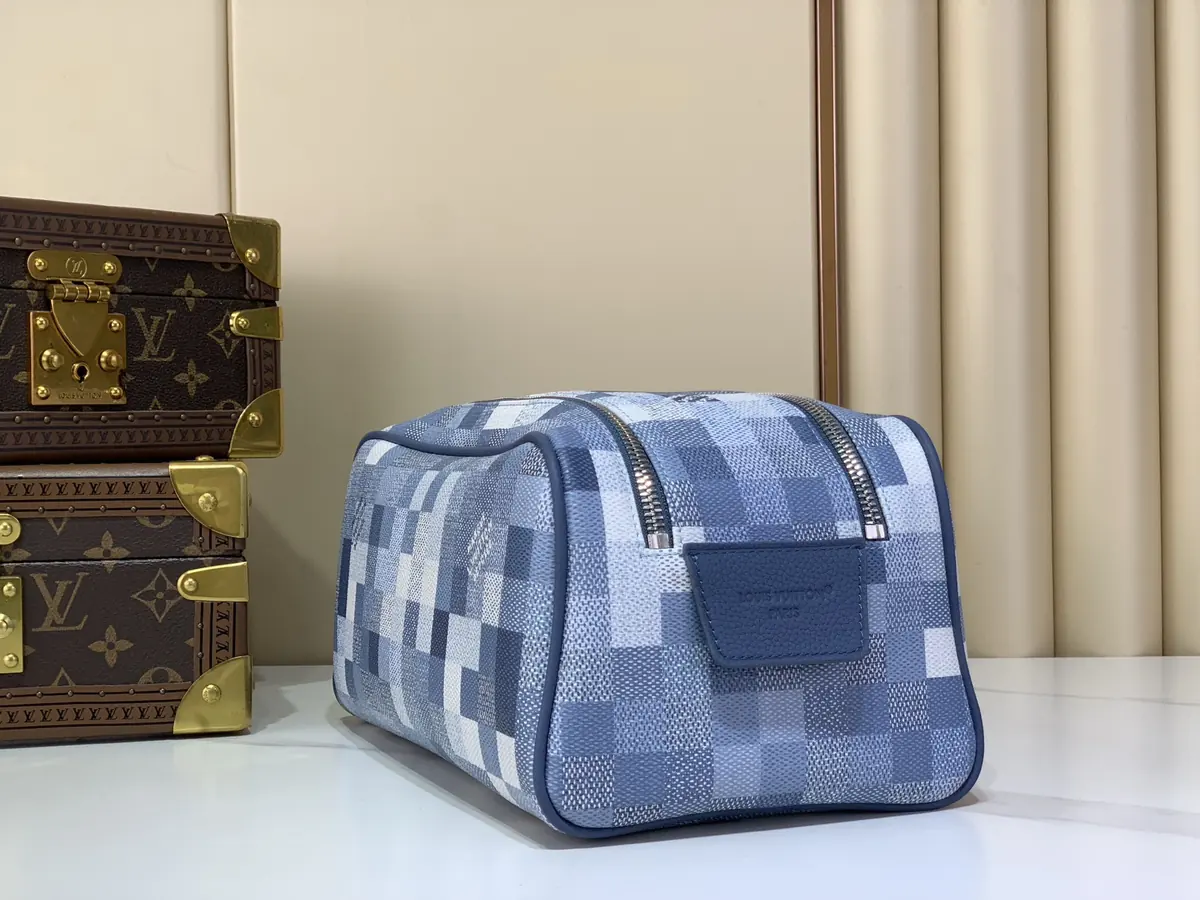 LV Style Beige Leather Toiletry Bag Lookbook Reference image 2