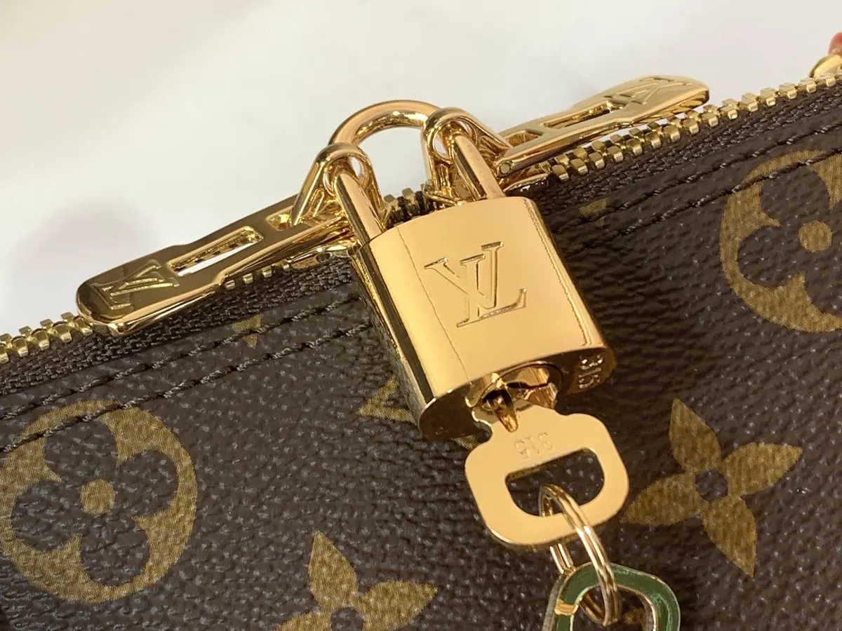LV Style Beige Leather Top Handle Bag Lookbook Reference image 5