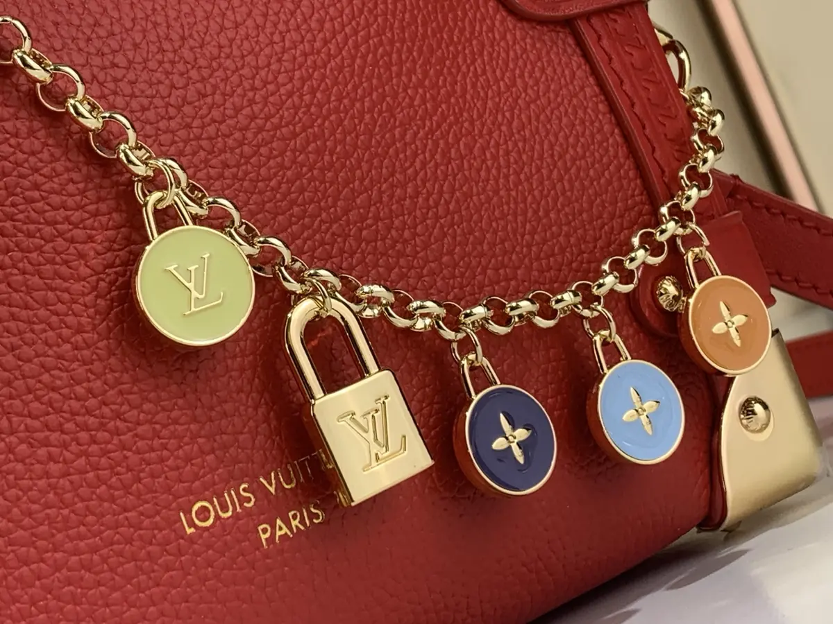 LV Style Beige Leather Top Handle Bag Lookbook Reference image 5