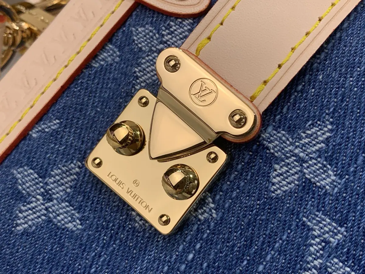 LV Style Beige Leather Top Handle Bag Lookbook Reference image 5