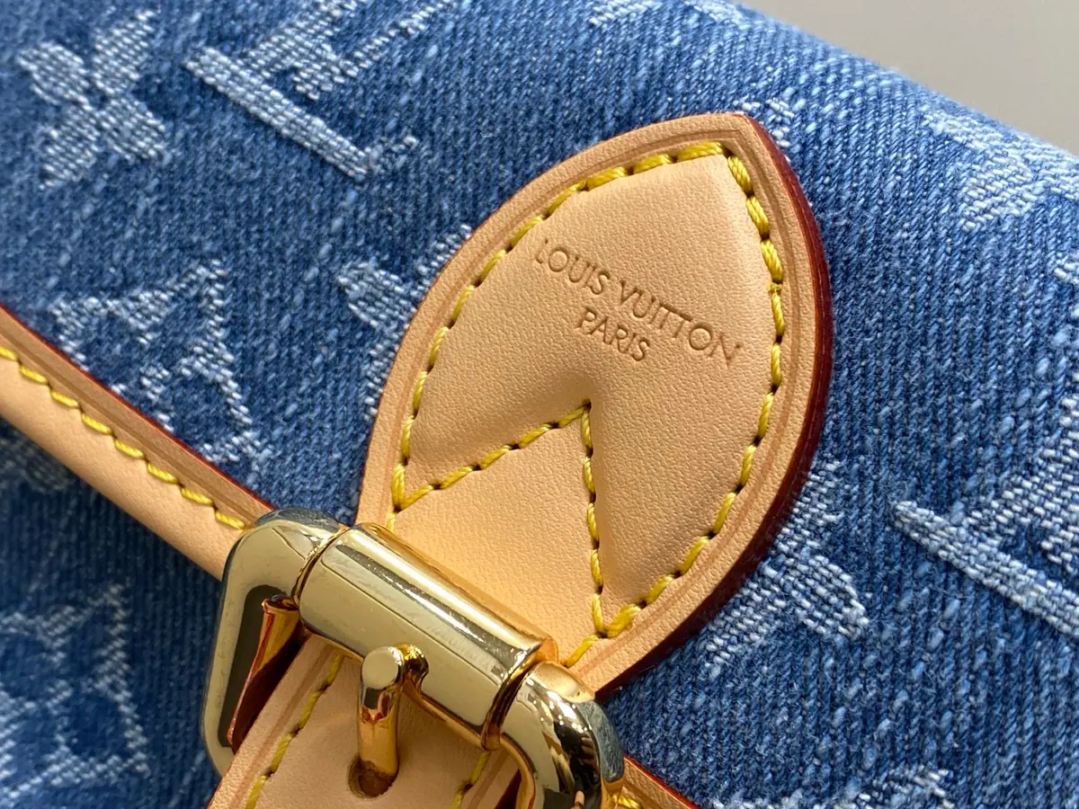 LV Style Beige Leather Top Handle Bag Lookbook Reference image 6