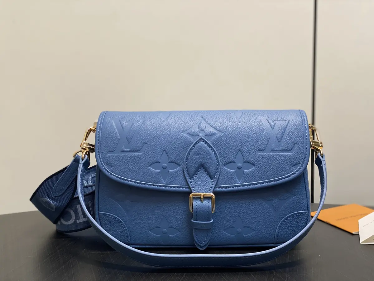 LV Style Beige Leather Top Handle Bag Lookbook Reference image 1
