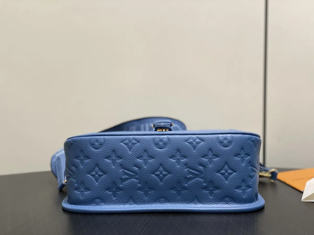 LV Style Beige Leather Top Handle Bag Lookbook Reference image 4