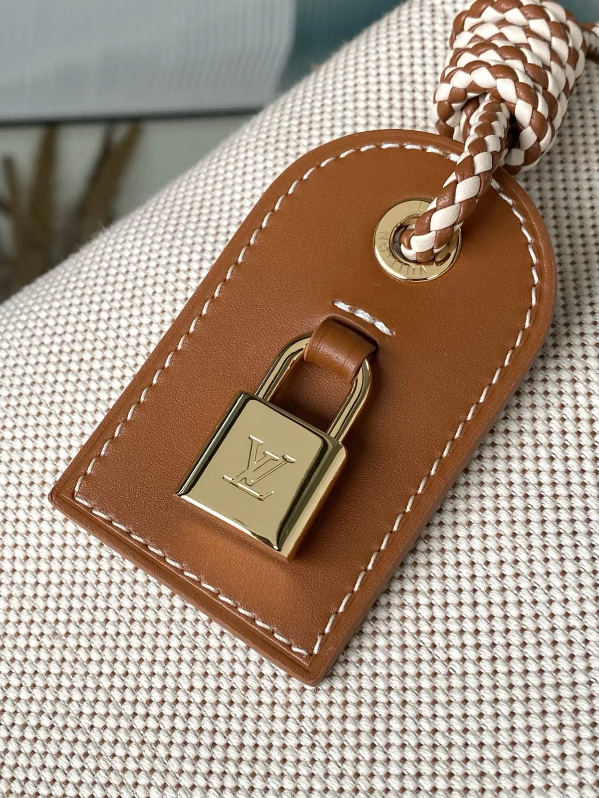 LV Style Beige Leather Top Handle Bag style reference detail image 6 from source 787675