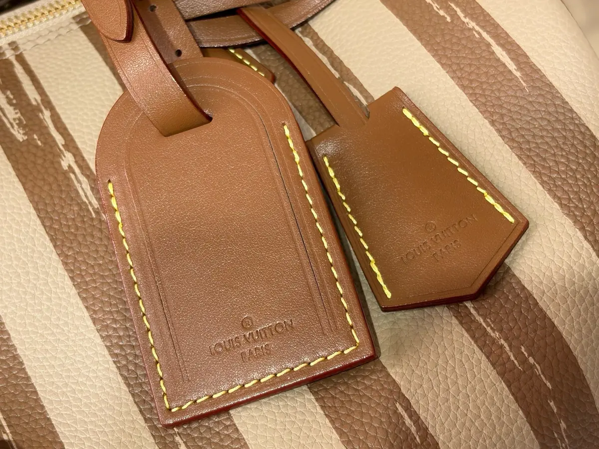 LV Style Beige Leather Top Handle Bag style reference detail image 5 from source 787692