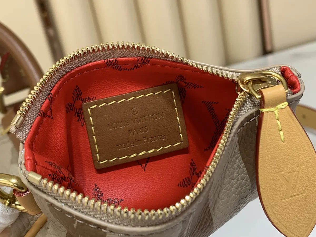 LV Style Beige Leather Top Handle Bag style reference detail image 5 from source 787693