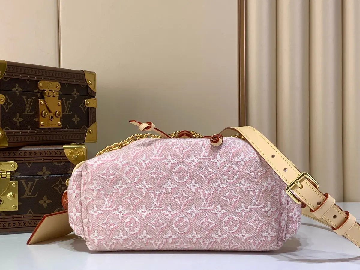 LV Style Beige Leather Top Handle Bag style reference detail image 4 from source 787724