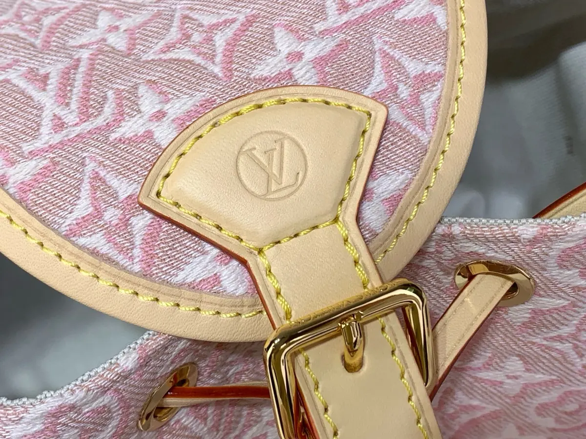 LV Style Beige Leather Top Handle Bag style reference detail image 5 from source 787724