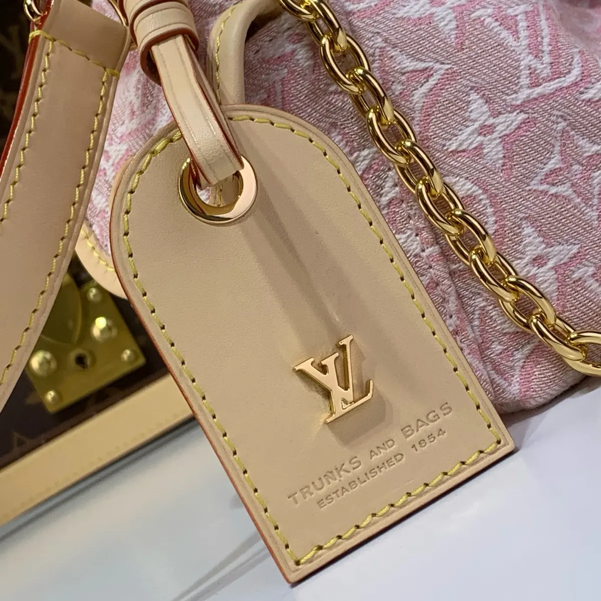LV Style Beige Leather Top Handle Bag style reference detail image 6 from source 787724