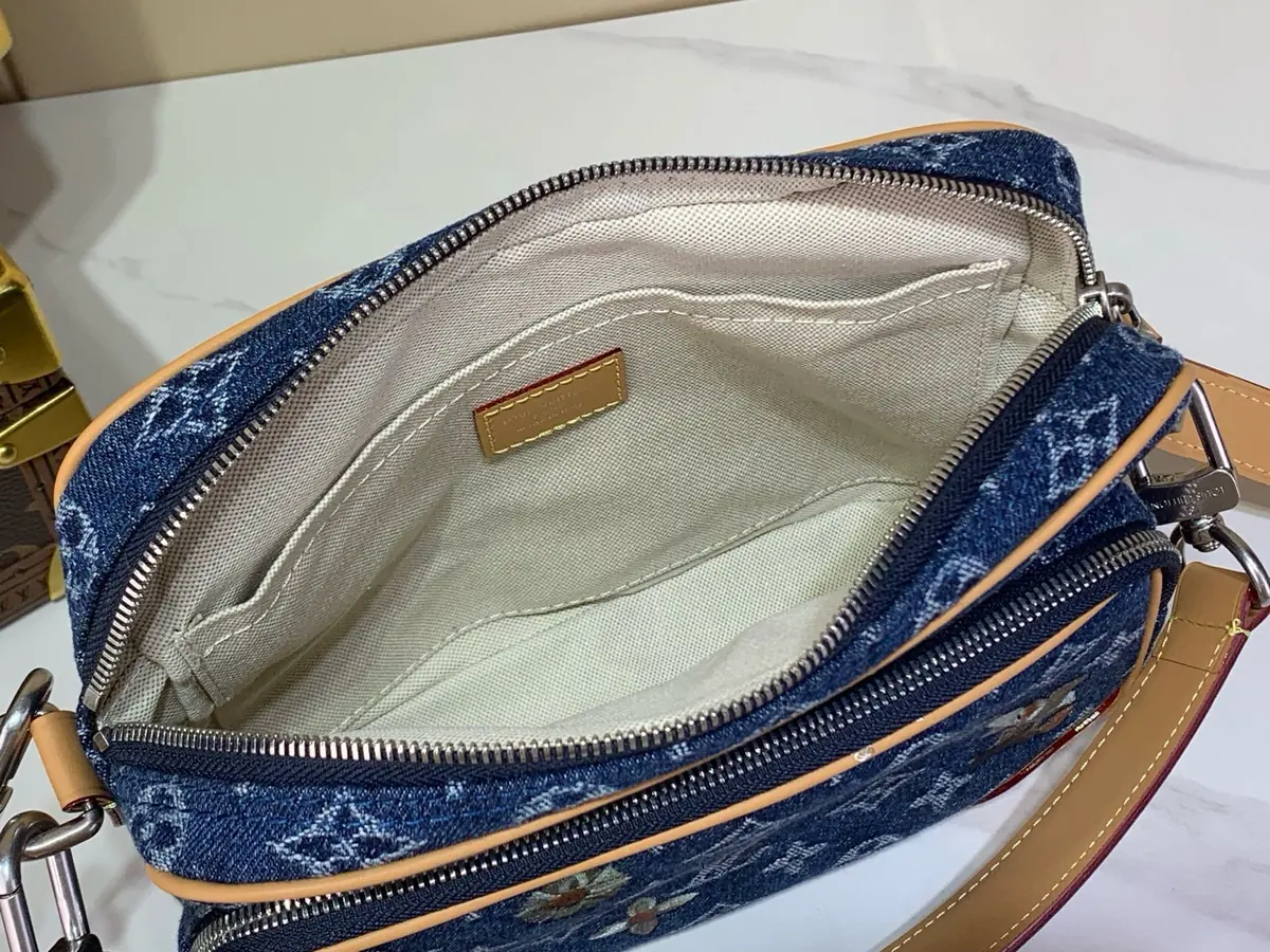 LV Style Beige Leather Top Handle Bag style reference detail image 8 from source 787732
