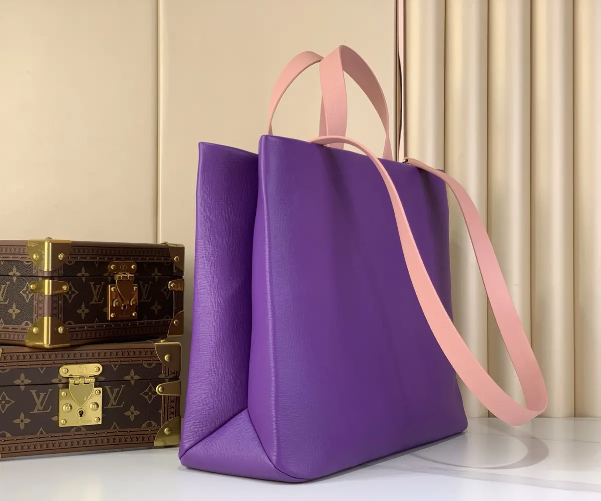 LV Style Beige Leather Tote Bag Lookbook Reference image 2