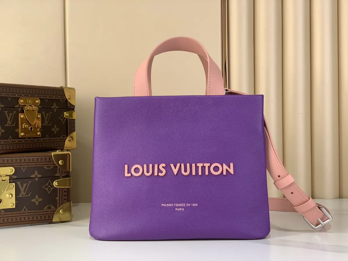 LV Style Beige Leather Tote Bag Lookbook Reference image 1
