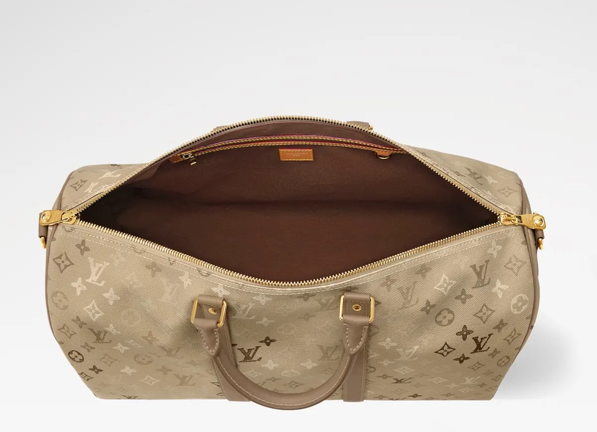 LV Style Beige Leather Travel Bag Lookbook Reference image 3