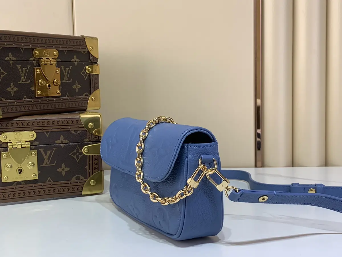 LV Style Beige Leather Wallet Lookbook Reference image 2