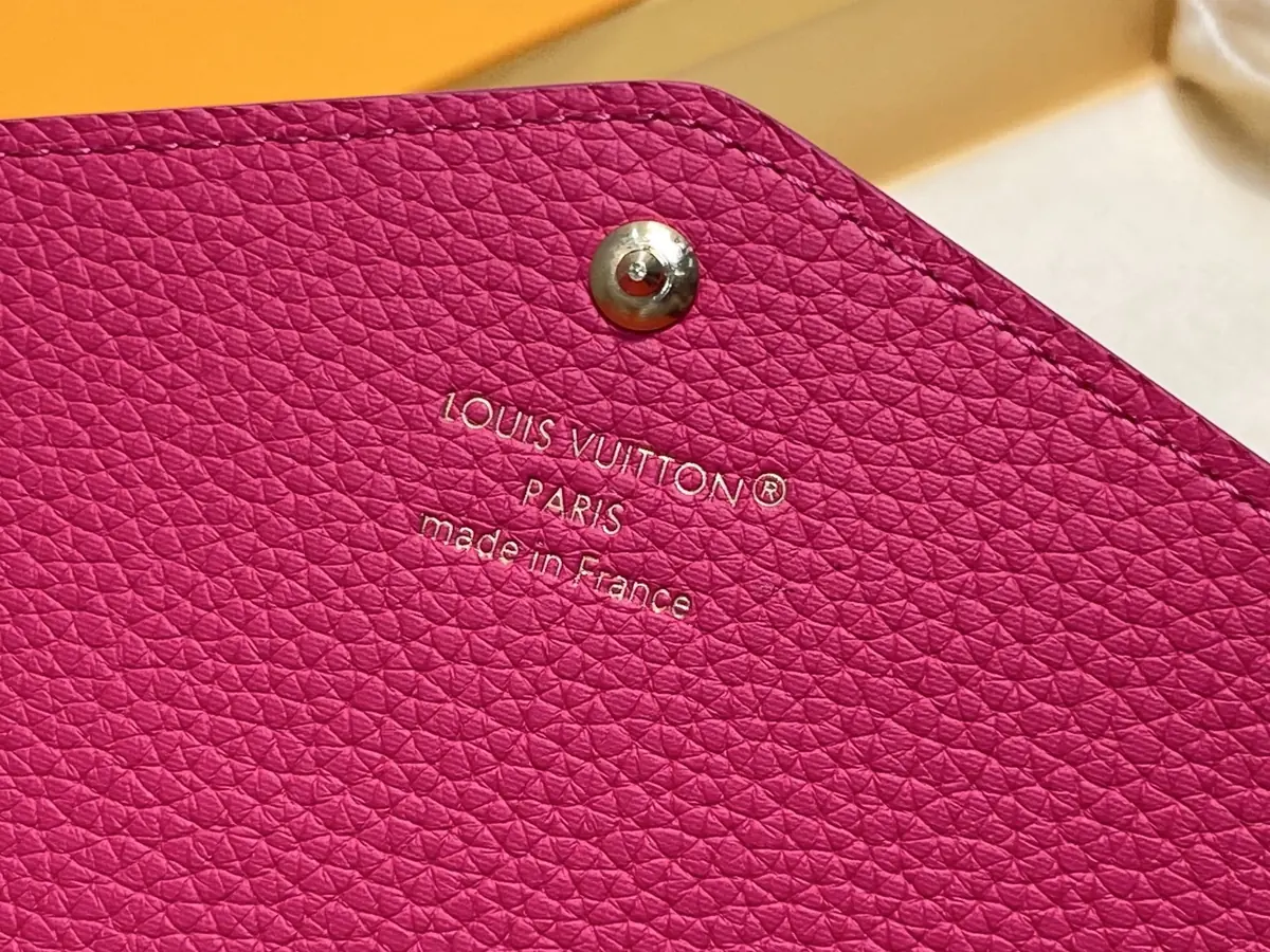 LV Style Beige Leather Wallet Bags detail image 3 from source 787745