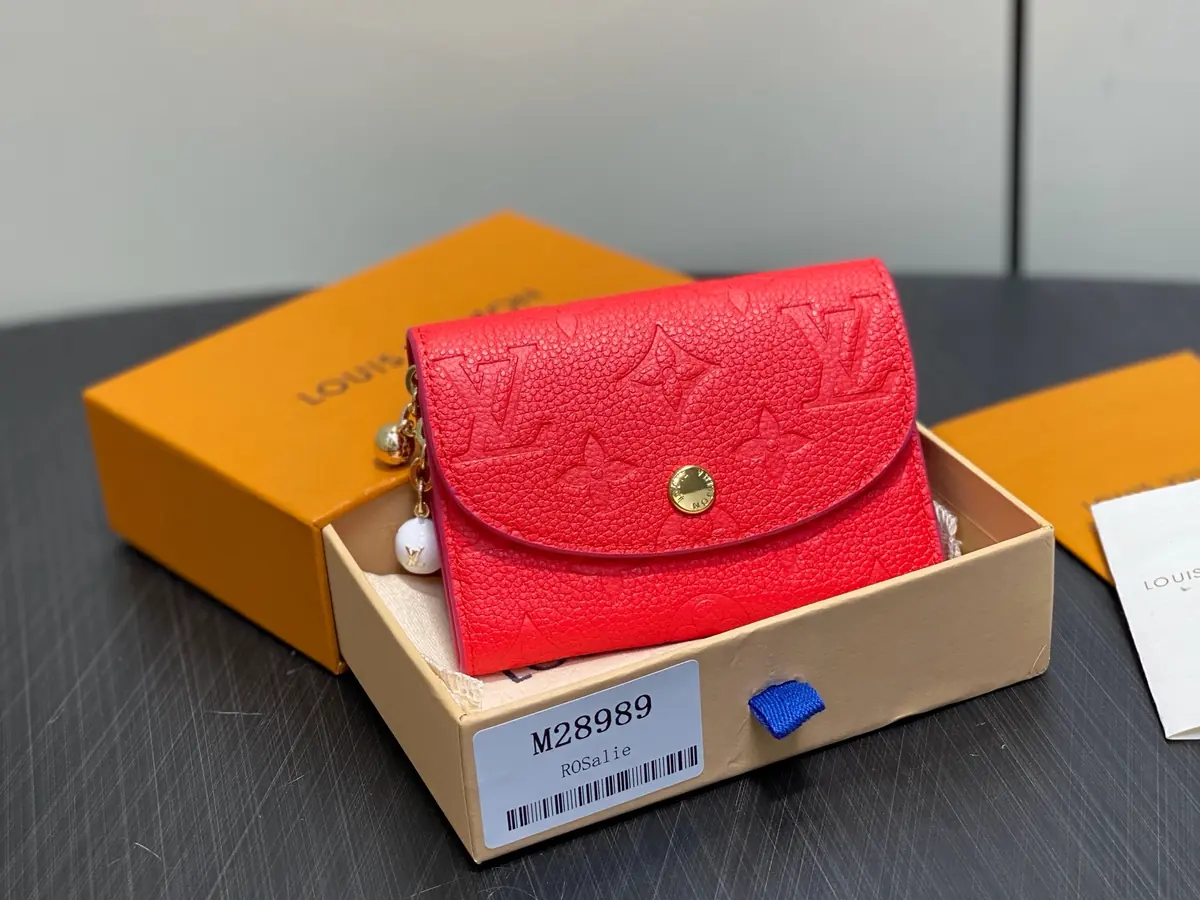 LV Style Beige Leather Wallet Bags detail image 1 from source 787749