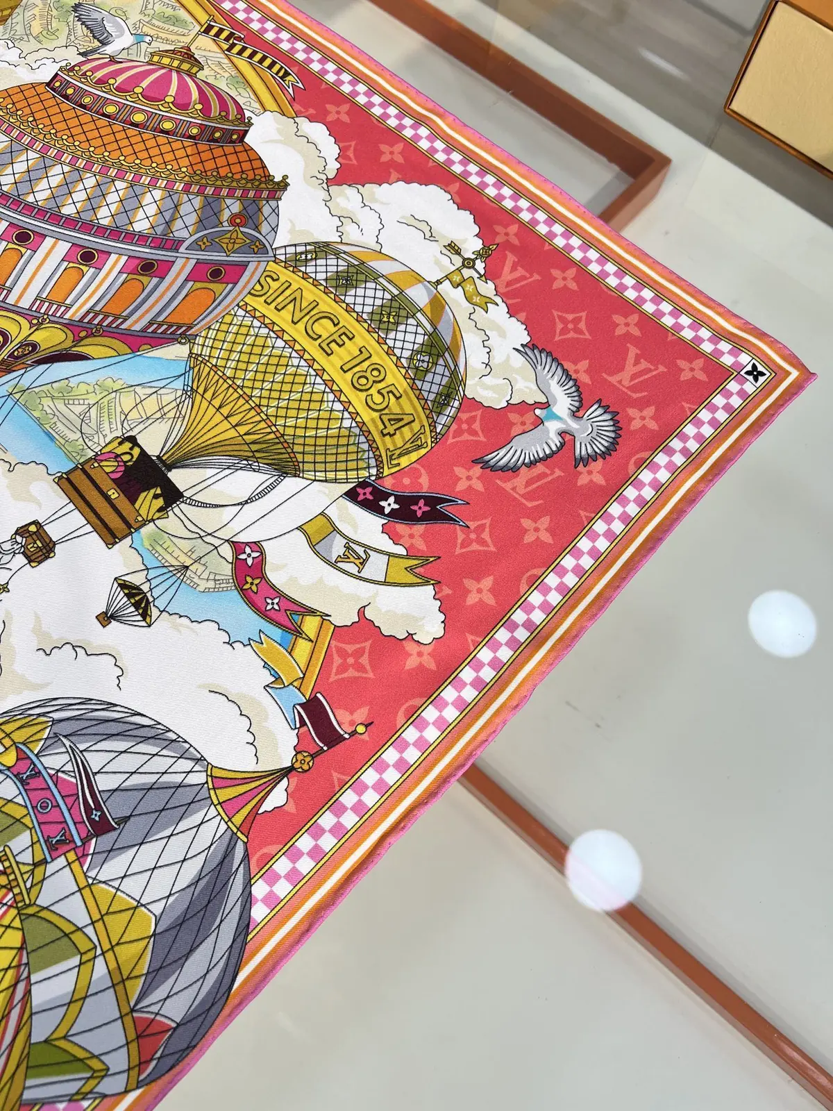 LV Style Beige Other Lookbook Reference image 3