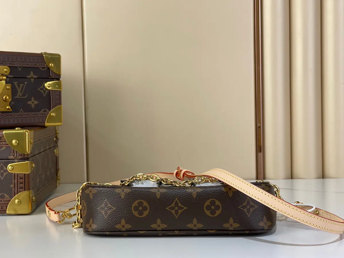 LV Style Beige Top Handle Bag Bags Top Handle Bag detail image 4 from source 738345