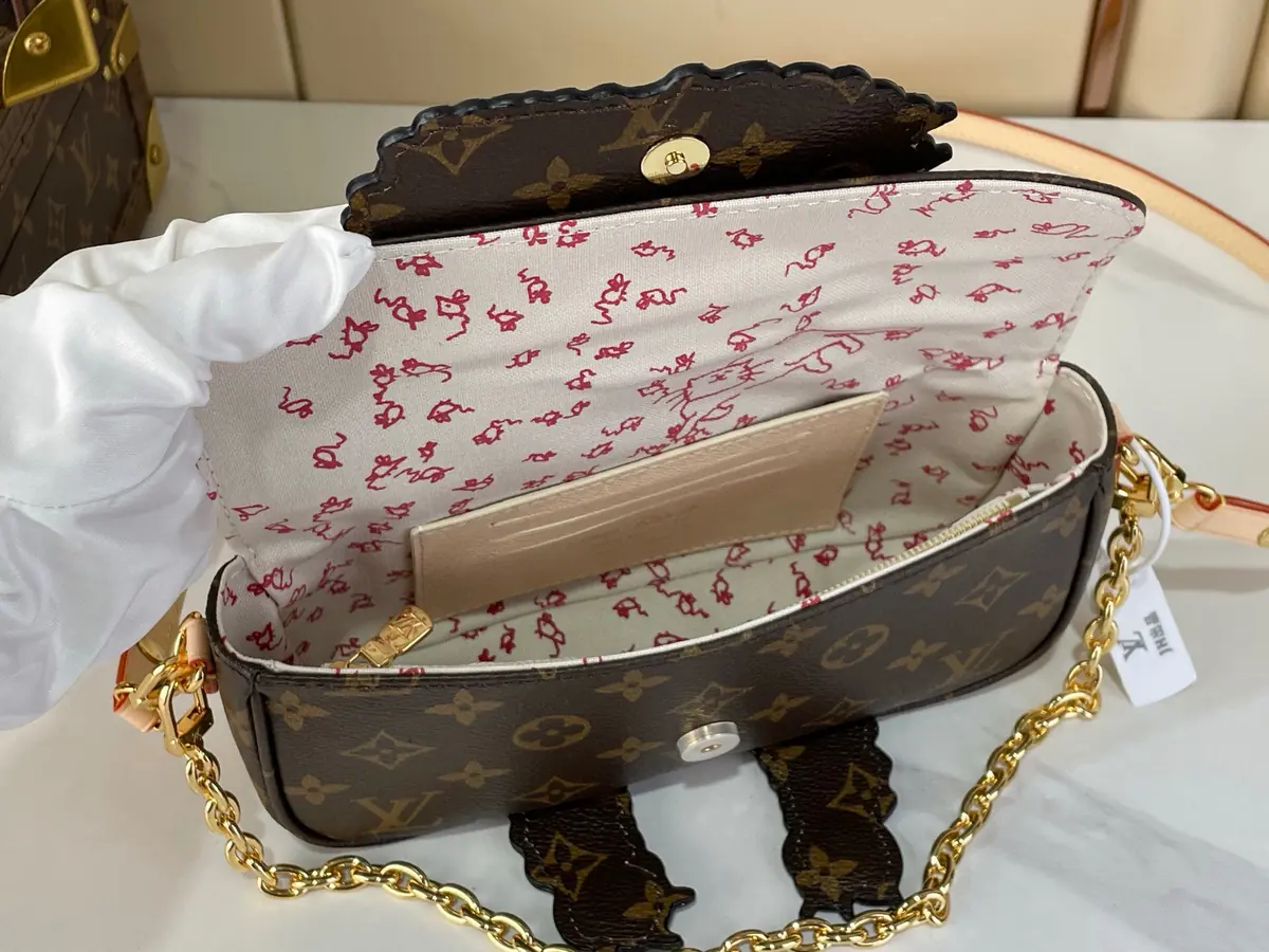 LV Style Beige Top Handle Bag Bags Top Handle Bag detail image 9 from source 738345