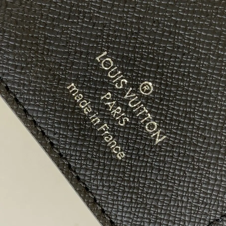 LV Style Black Canvas Bag Bags Bag detail image 5 from source 738333