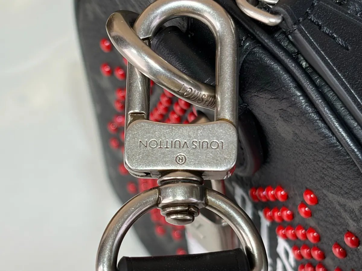 LV Style Black Leather Bag style reference detail image 6 from source 787695