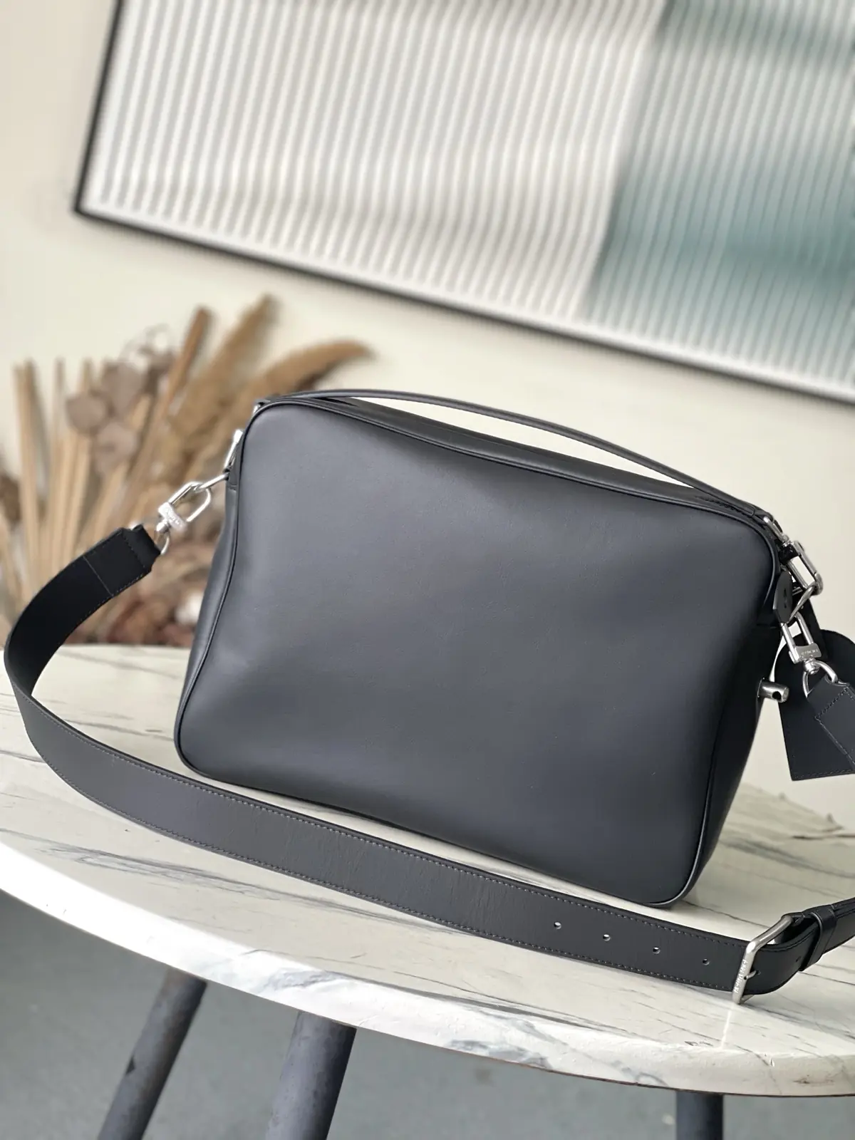 LV Style Black Leather Shoulder Bag Lookbook Reference image 3