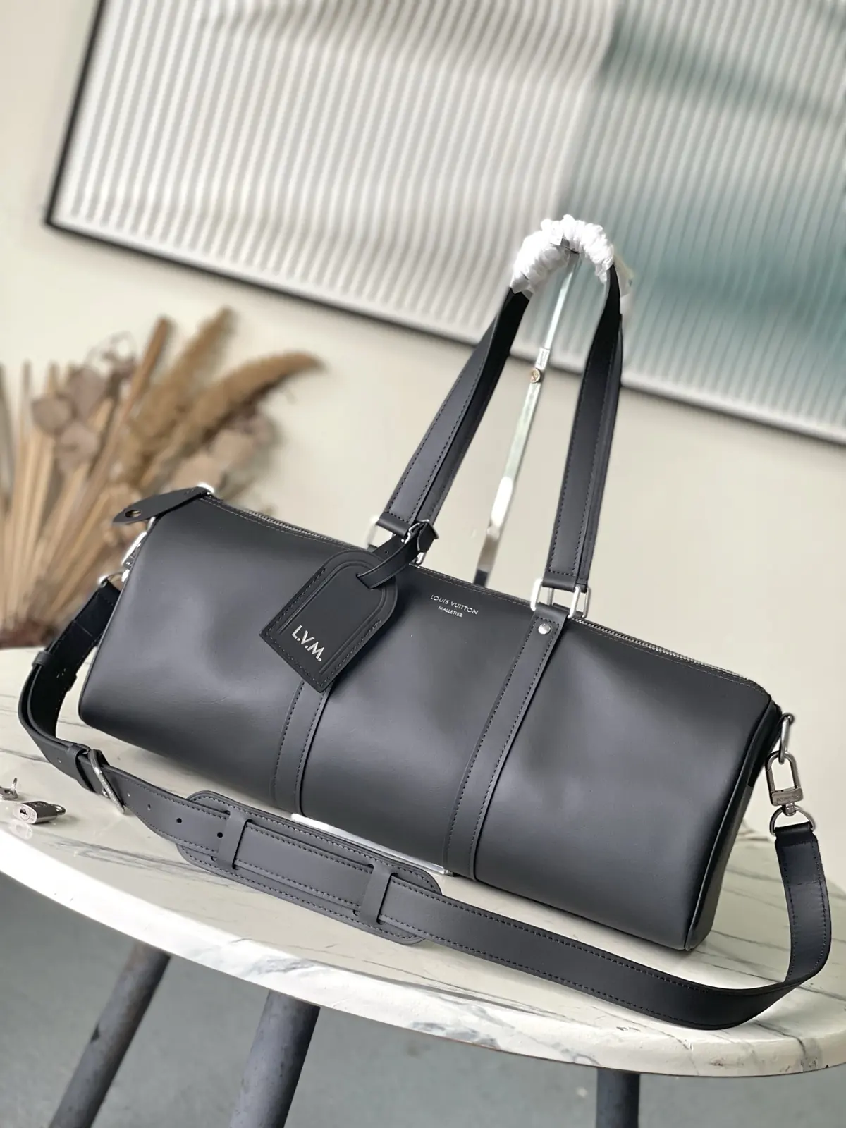 LV Style Black Leather Shoulder Bag Lookbook Reference image 1